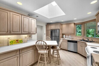 71 Beach Ave in Madison, CT - Building Photo - Building Photo