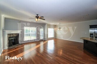9570 Woodland Creek Ln in Cordova, TN - Building Photo - Building Photo