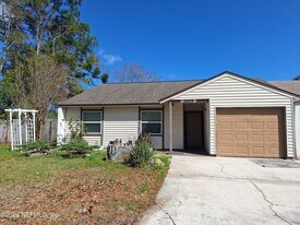 3459 Excalibur Way E in Jacksonville, FL - Building Photo