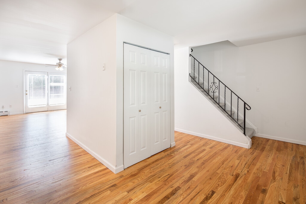 Cornwall Park Townhouses Apartments in Cornwall, NY