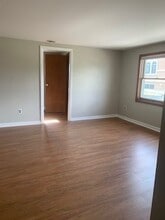 612 Moczygemba St in Lemont, IL - Building Photo - Building Photo