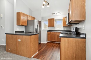 2827 Rutland Cir, Unit 204 Apartamentos