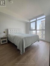 38-4738 Widmer St in Toronto, ON - Building Photo - Building Photo