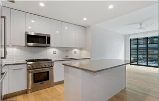 45 Sutton Square SW in Washington, DC - Building Photo