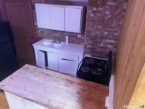 1633 Main St N in Woodbury, CT - Building Photo - Building Photo