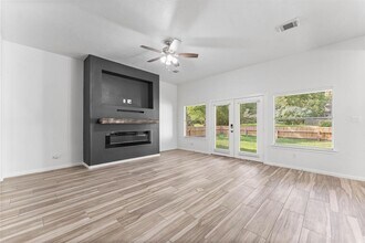 2333 Stableridge Dr in Conroe, TX - Building Photo - Building Photo
