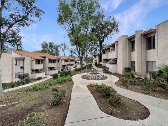 5800 Kanan Rd