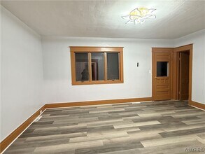 111 Dempster St in Buffalo, NY - Building Photo - Building Photo