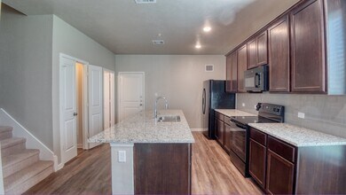 4089 Cross Park Dr in Bryan, TX - Building Photo - Building Photo