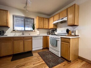 1401 Bradley Dr in Boulder, CO - Building Photo - Building Photo