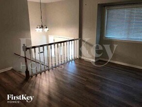 9951 Parkhill St in Lenexa, KS - Building Photo - Building Photo