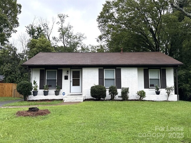 property at 3709 Topsfield Rd
