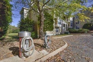 Beacon Ridge Apartments in Greenville, SC - Foto de edificio - Building Photo
