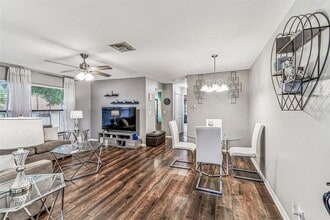 1710 Hammock Pine Blvd in Clearwater, FL - Building Photo - Building Photo