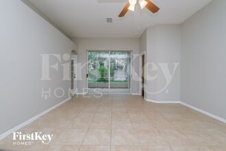 10107 Arbor Run Dr in Tampa, FL - Building Photo - Building Photo