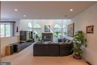 3753 Birch Ln in Owings Mills, MD - Foto de edificio - Building Photo
