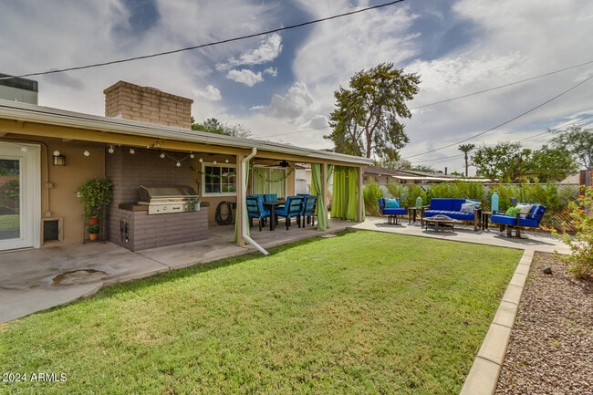 1918 E Palmcroft Dr in Tempe, AZ - Building Photo - Building Photo