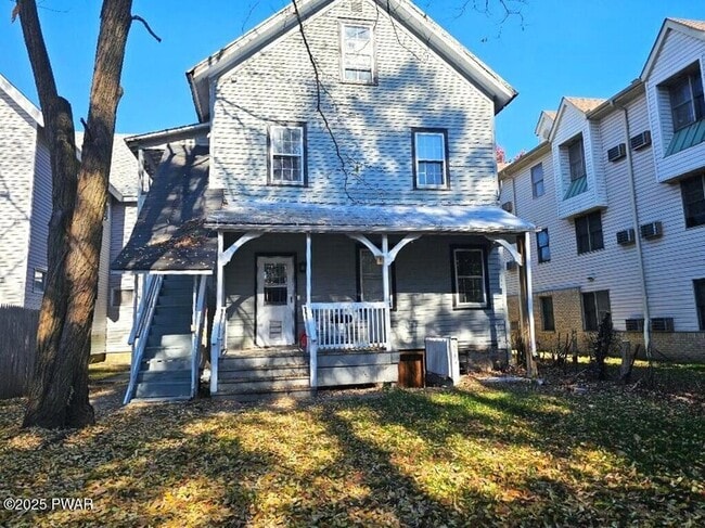 314 11th St in Honesdale, PA - Foto de edificio - Building Photo