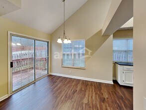 5606 Royal Ct in Hermitage, TN - Building Photo - Building Photo