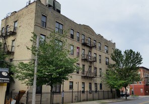 433-437 Miller Ave in Brooklyn, NY - Building Photo