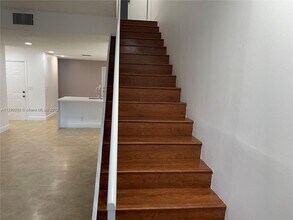 820 Sorrento Dr in Weston, FL - Building Photo - Building Photo