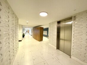943 Peachtree St NE-Unit -1815 in Atlanta, GA - Building Photo - Building Photo