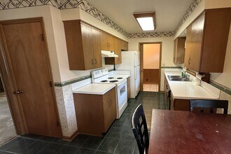 628 20th St in Ames, IA - Building Photo - Building Photo
