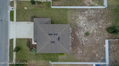 13576 Hunters Point St in Spring Hill, FL - Building Photo - Building Photo
