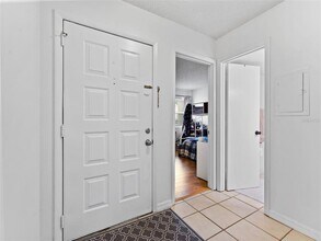 4507 S Oak Dr in Tampa, FL - Building Photo - Building Photo