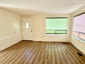 3134 SE 54th Ave in Portland, OR - Building Photo - Building Photo