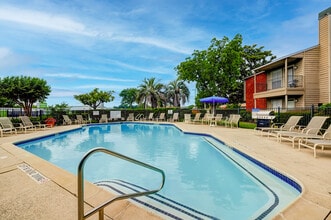 Sabo Village in Houston, TX - Building Photo - Building Photo