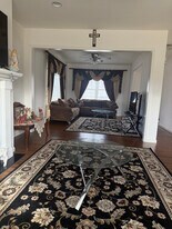 352 Reserve Ln in Mechanicsburg, PA - Building Photo