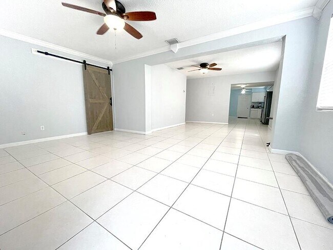 324 SW 22nd St in Fort Lauderdale, FL - Building Photo - Building Photo