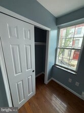 1529 S 5th St in Philadelphia, PA - Foto de edificio - Building Photo