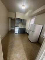 5123 Pine St in Philadelphia, PA - Building Photo