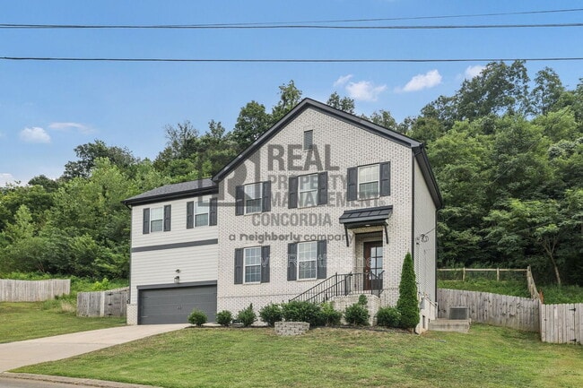 1006 Chisolm Trail in Goodlettsville, TN - Building Photo - Building Photo