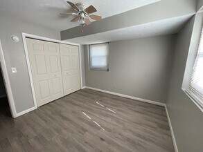 200 S Grove St in Normal, IL - Building Photo - Building Photo