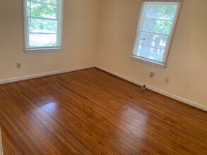 198 Collins Dr in Columbus, GA - Building Photo - Building Photo