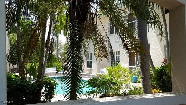 property at 5410 Chiquita Blvd S
