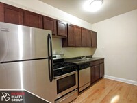 1154 N Dearborn St, Unit 202 in Chicago, IL - Building Photo - Building Photo