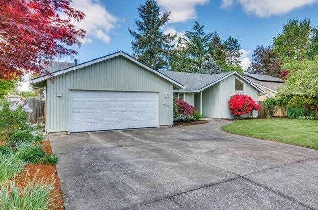 5535 NW Deschutes Dr in Portland, OR - Building Photo - Building Photo