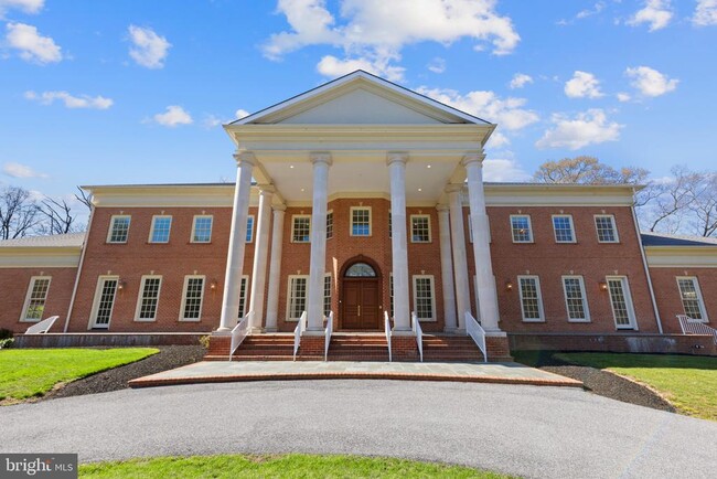 14815 Dover Rd in Reisterstown, MD - Building Photo - Building Photo