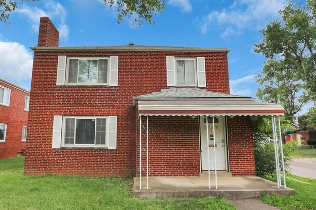 property at 404 S Chase Ave