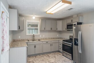 24011 Lenze Rd in Spring, TX - Building Photo - Building Photo