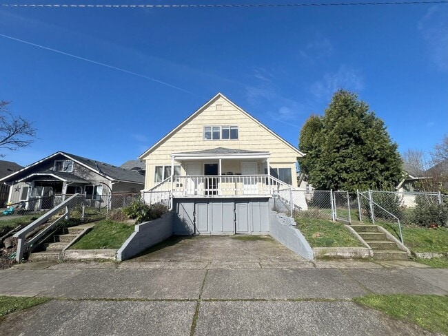 property at 323 15th Ave