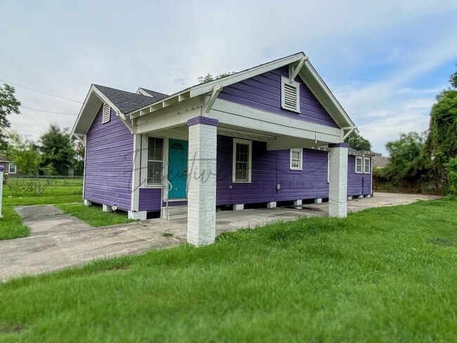 property at 633 Enterprise Blvd
