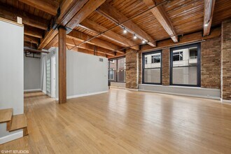 540 N Lake Shore Dr in Chicago, IL - Building Photo - Building Photo