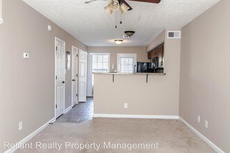 517 Patriot Park Ct in Clarksville, TN - Building Photo - Building Photo