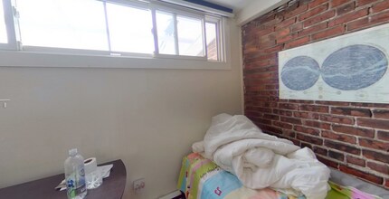 67 Symphony Rd, Unit 31 in Boston, MA - Foto de edificio - Building Photo