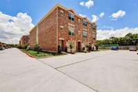 5941 E Loop in Houston, TX - Building Photo - Building Photo